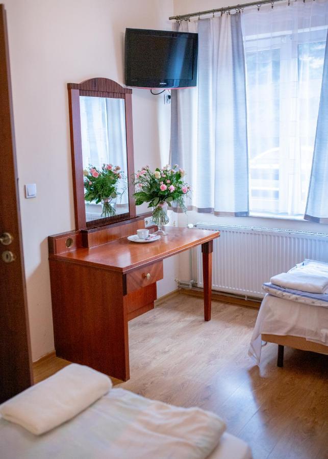 Noclegi General Vělička Exteriér fotografie